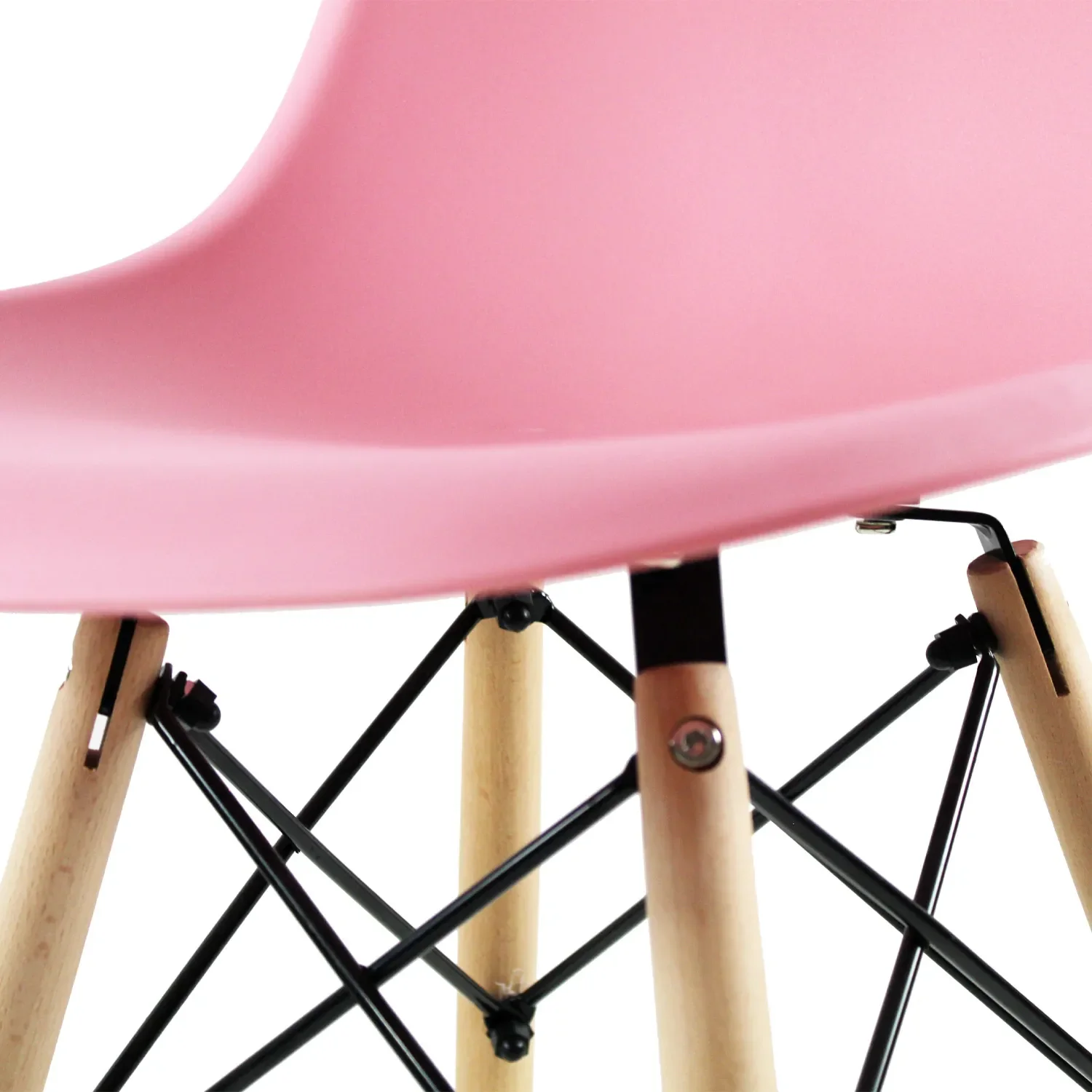 Silla Eames x 10 ángulo 5